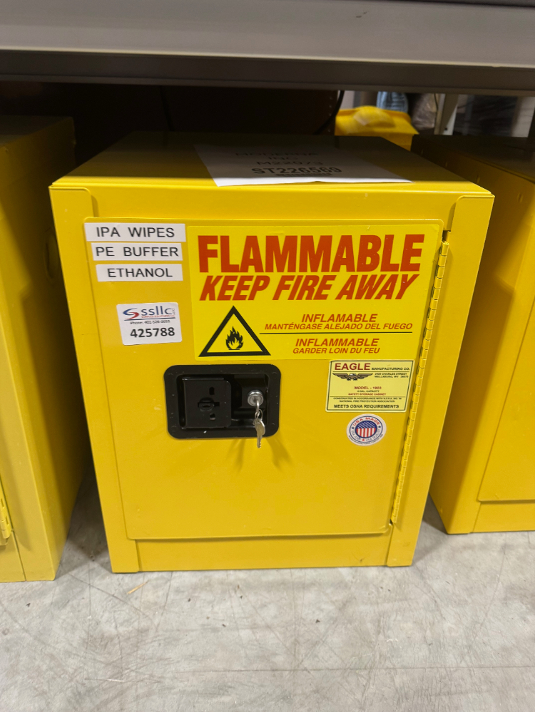 Image of Eagle 4 Gallon Flammable Liquid Storage Cabinet